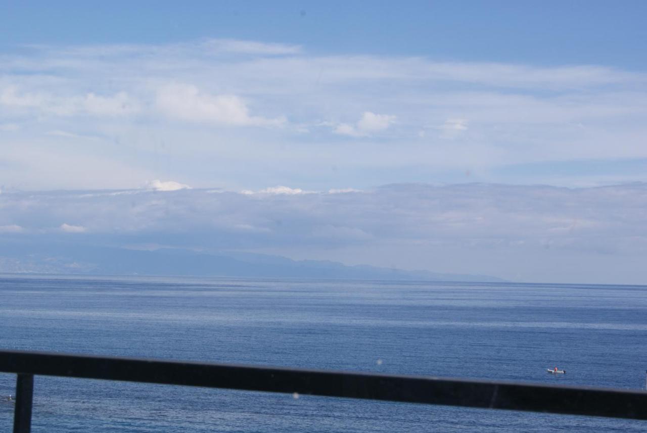 Donna Sicilia Hotel Giardini Naxos Esterno foto