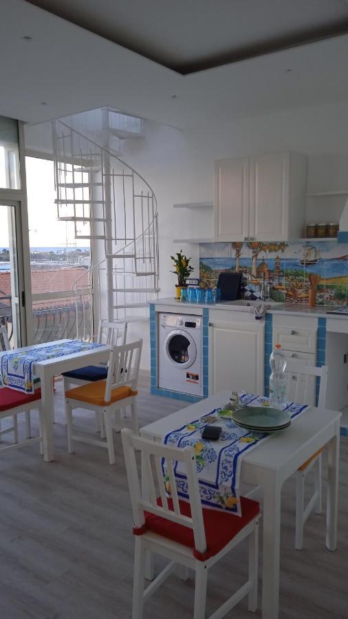 Donna Sicilia Hotel Giardini Naxos Esterno foto